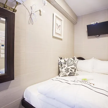 Joyous Guest House Hong Kong Exterior photo