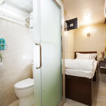 Joyous Guest House Hong Kong Exterior photo